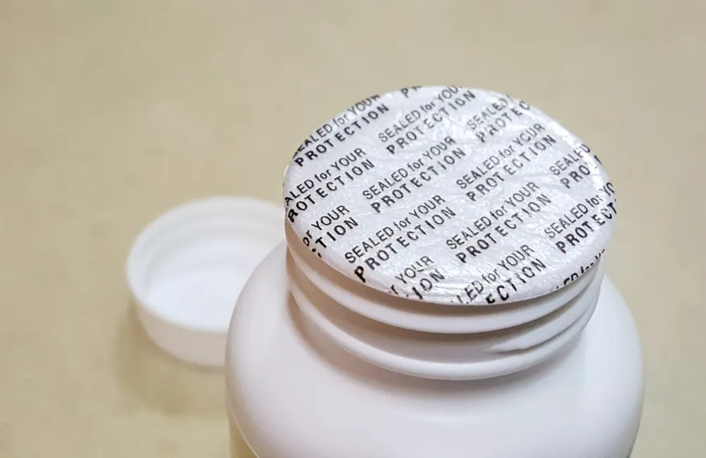 캡 적용 전 밀봉 결함 감지의 어려움